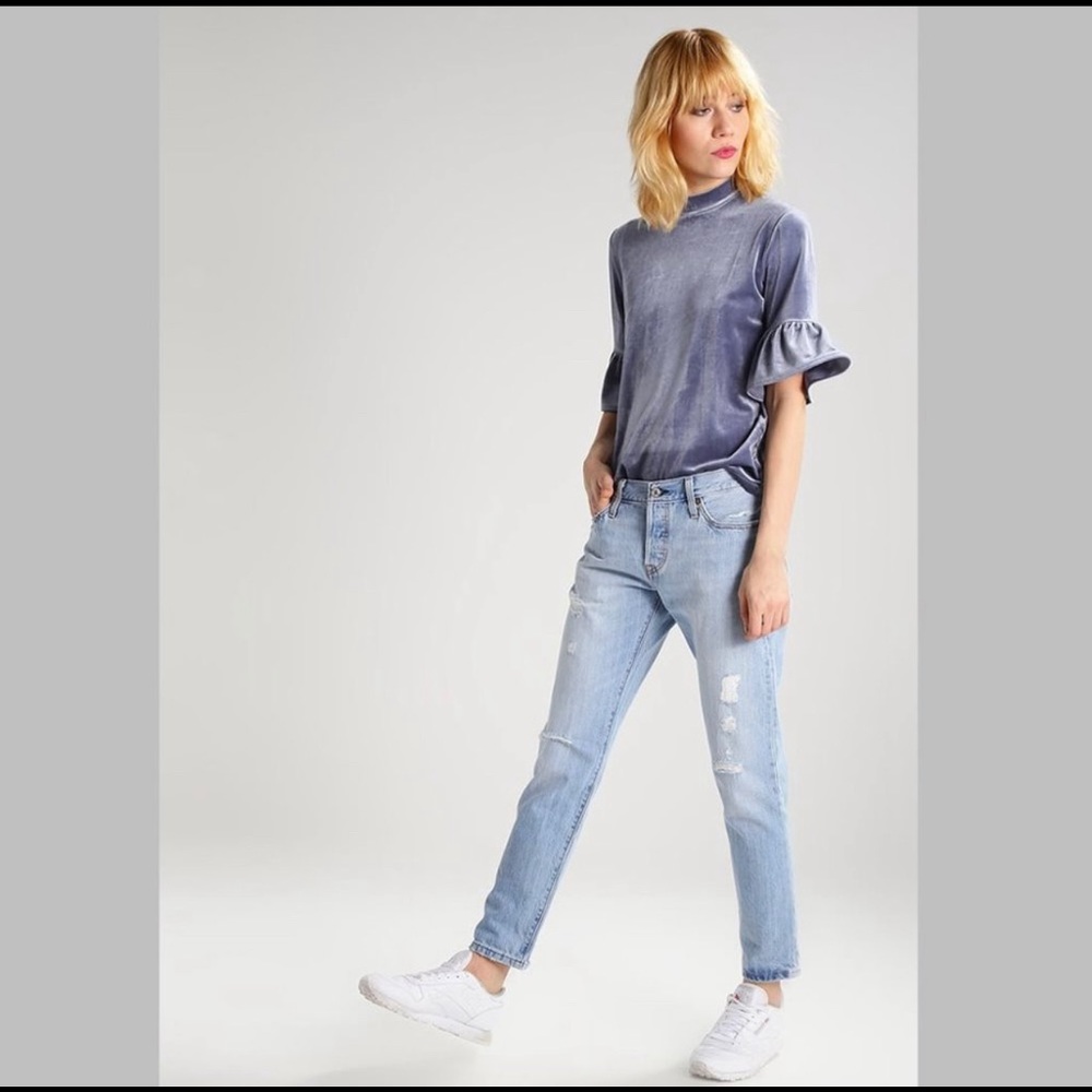 Levis Women’s 501 CT Jeans